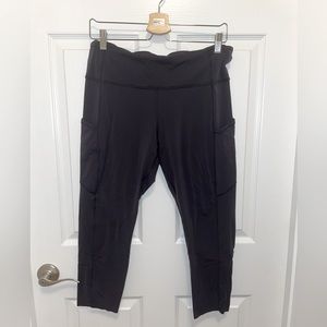 Lululemon Cropped Leggings with Side Pockets Size 12